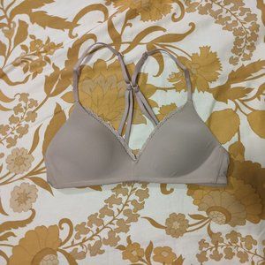 ✨3/$15✨Nude Bra from Aerie size 32B with lace detail